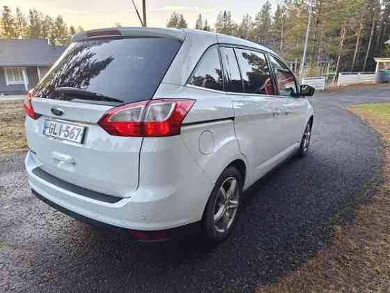 Ford C-MAX Grand Tervola