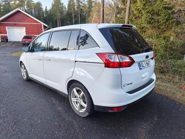 Ford C-MAX Grand Tervola – foto 4