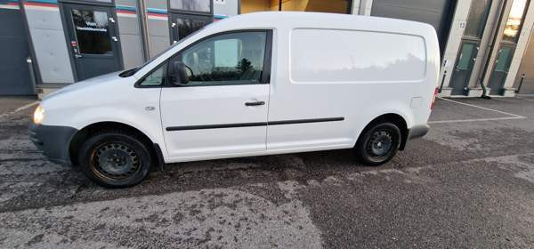 Volkswagen Caddy Maxi Эспоо - изображение 6