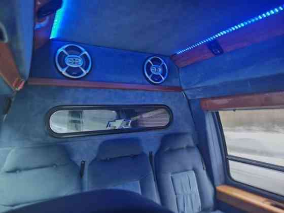 Chevrolet Express 3500 Коккола