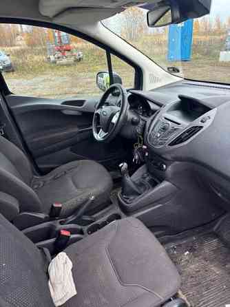 Ford Transit Courier Пори