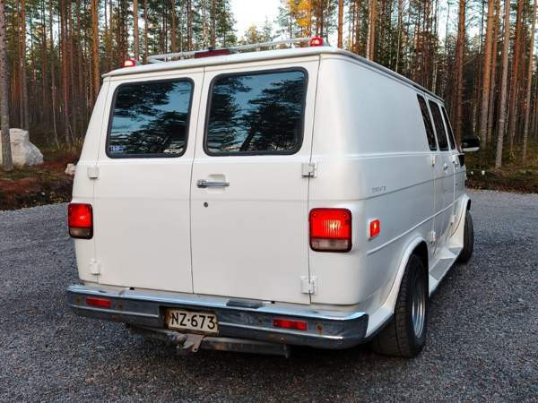 Chevrolet Chevy Van Virrat - изображение 4