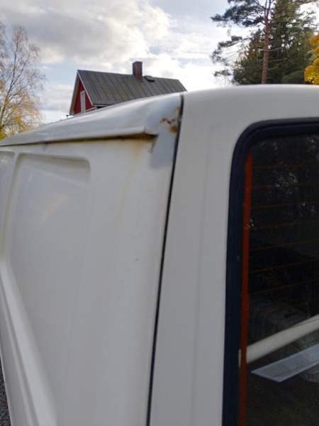 Toyota Hiace Mustasaari - valokuva 5