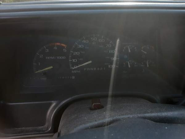 Chevrolet Suburban Lohja - valokuva 8