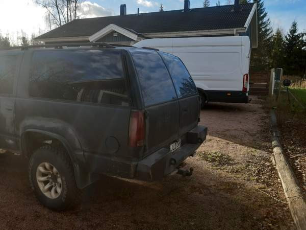 Chevrolet Suburban Lohja - valokuva 4