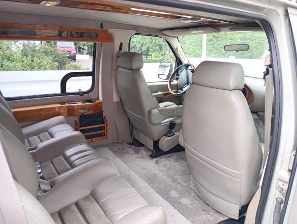 Ford Econoline Vantaa - photo 7