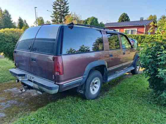 Chevrolet Suburban Raahe
