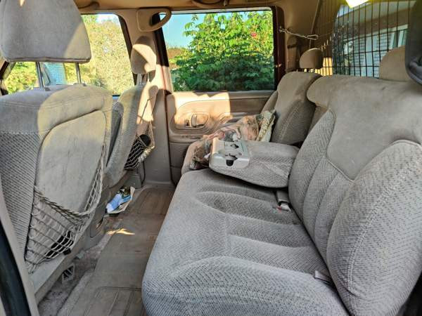 Chevrolet Suburban Raahe - valokuva 4