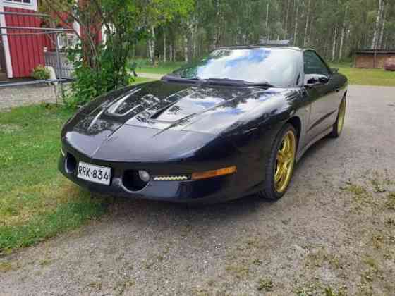 Pontiac Firebird Savonlinna