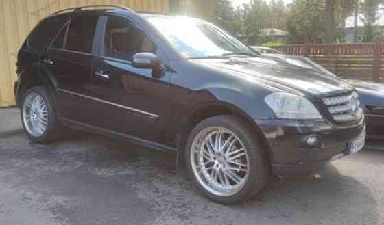 Mercedes-Benz ML Keminmaa