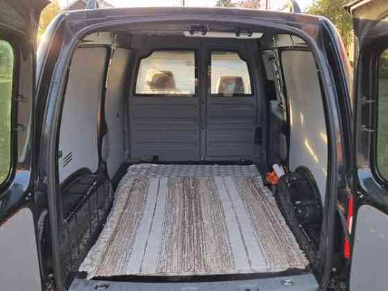 Volkswagen Caddy Maxi Пори