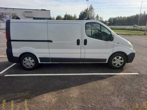 Renault Trafic Riihimäki - valokuva 3