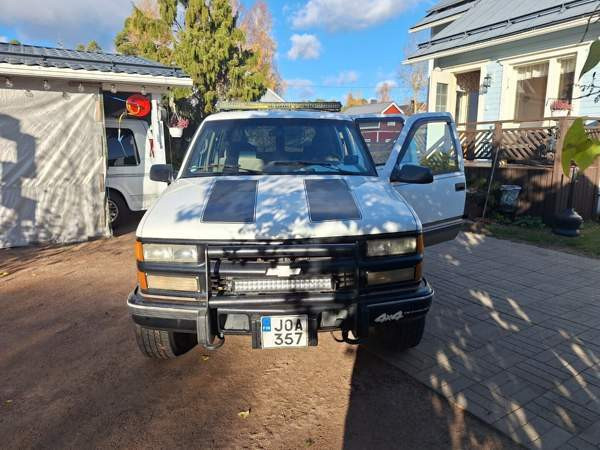 Chevrolet Suburban Kotka – foto 1