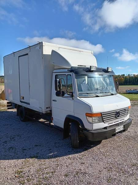 Mercedes-Benz Vario Pertteli - valokuva 5