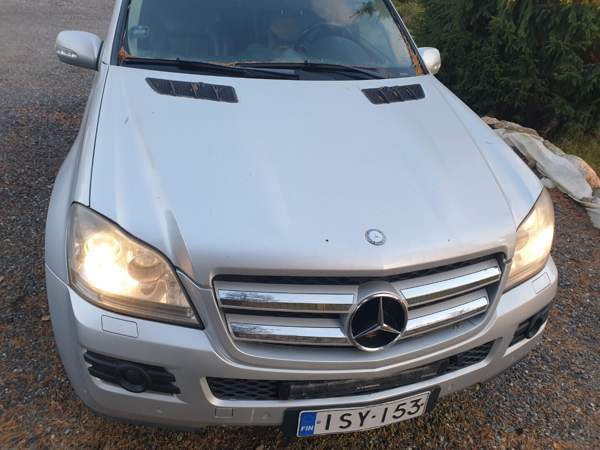 Mercedes-Benz GL Mustasaari - photo 4