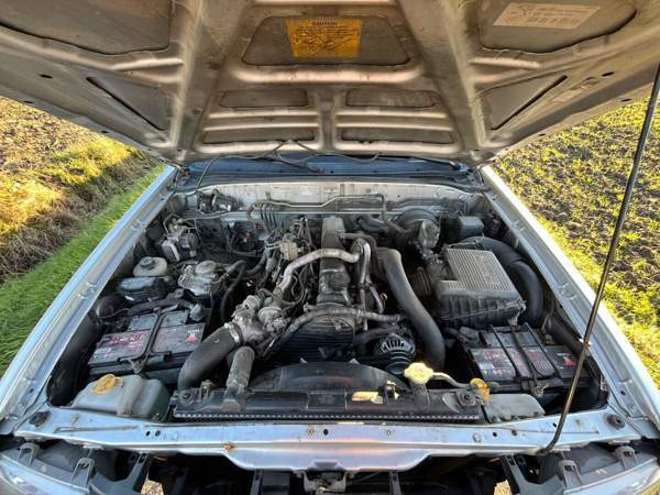 Mazda B2500 Lieto - valokuva 8