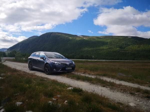 Toyota Avensis Pelkosenniemi – foto 1