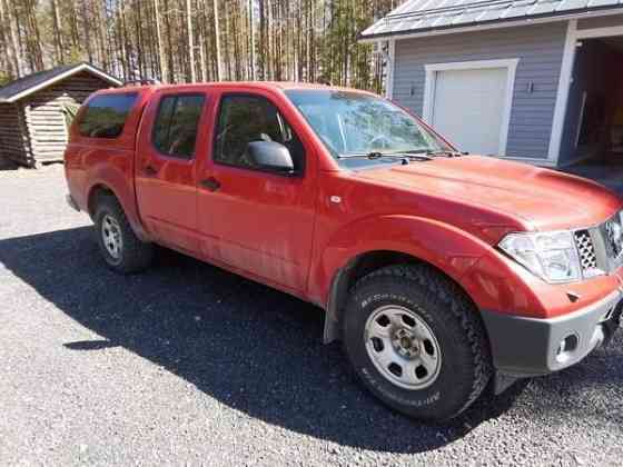 Nissan Navara Kruunupyy