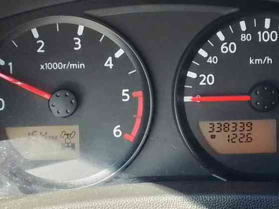 Nissan Navara Kruunupyy