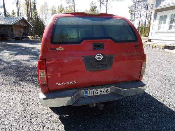 Nissan Navara Kruunupyy - valokuva 3