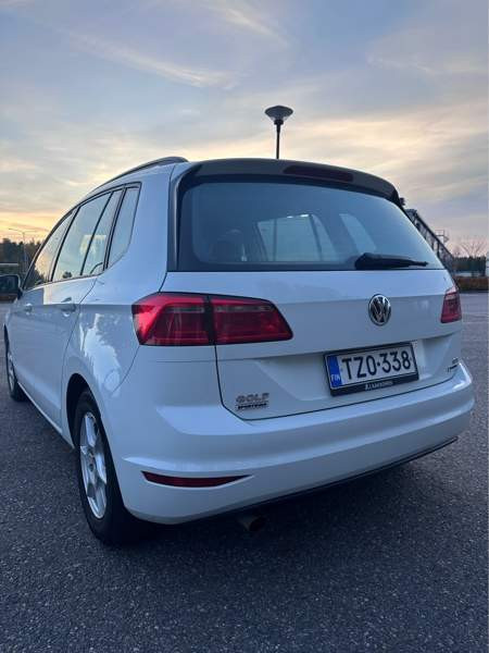 Volkswagen Golf Sportsvan Эспоо - изображение 3
