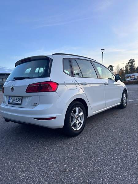 Volkswagen Golf Sportsvan Эспоо - изображение 4