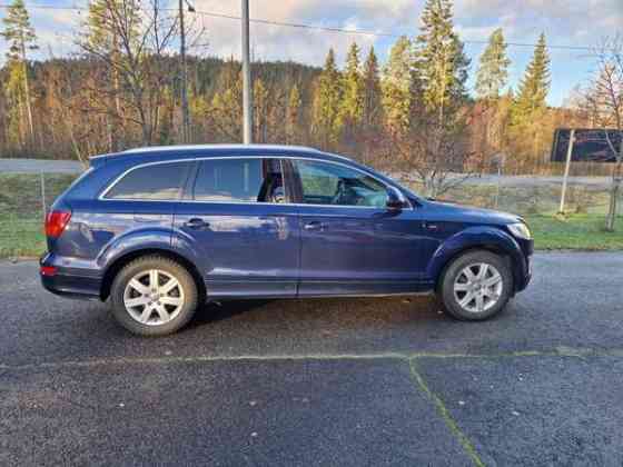 Audi Q7 Nilsiä