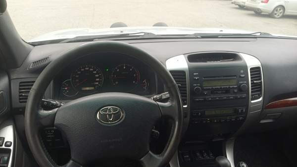 Toyota Land Cruiser Nilsiä - valokuva 7