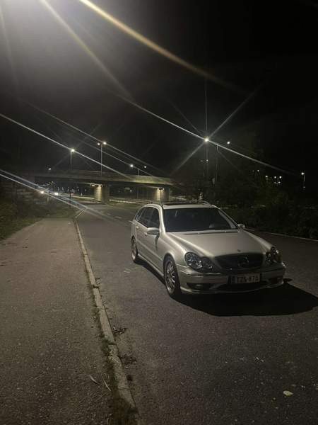 Mercedes-Benz C 32 AMG Helsinki - photo 1