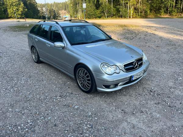 Mercedes-Benz C 32 AMG Helsinki - photo 2