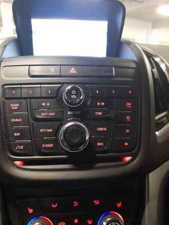 Opel Zafira Tourer Коувола