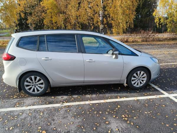 Opel Zafira Tourer Коувола - изображение 4