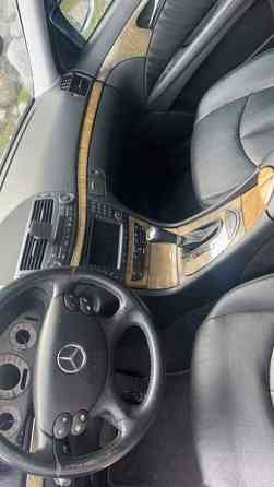 Mercedes-Benz E Mietoinen