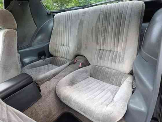 Pontiac Firebird Urjala