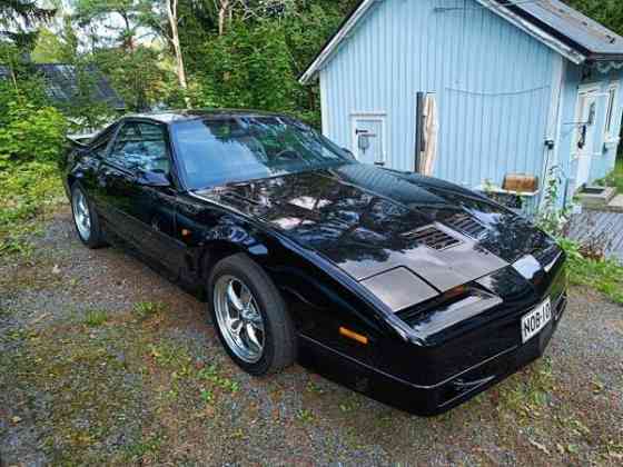 Pontiac Firebird Urjala