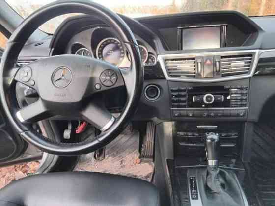 Mercedes-Benz E Viljakkala