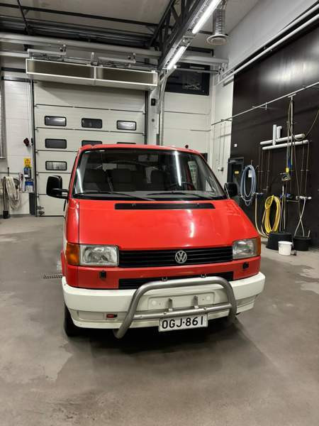 Volkswagen Caravelle Asikkala - valokuva 2