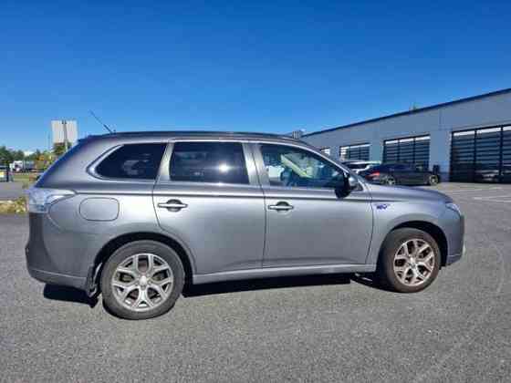 Mitsubishi Outlander PHEV Uusikaupunki