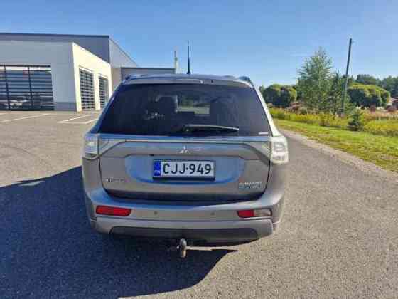 Mitsubishi Outlander PHEV Uusikaupunki