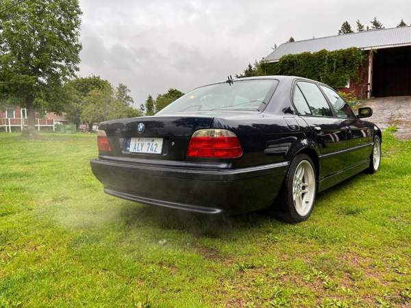 BMW 750 Lemland - valokuva 3