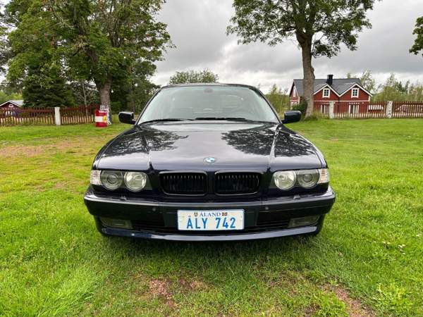 BMW 750 Lemland - valokuva 2