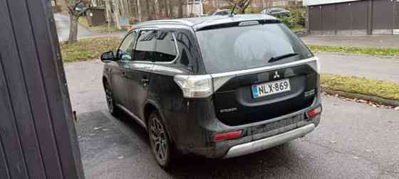 Mitsubishi Outlander PHEV Helsinki