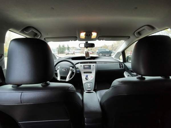 Toyota Prius Phev Espoo - valokuva 5