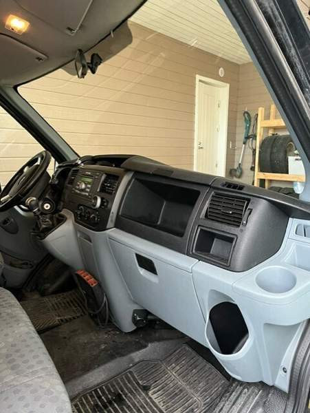 Ford Transit Luga – foto 7