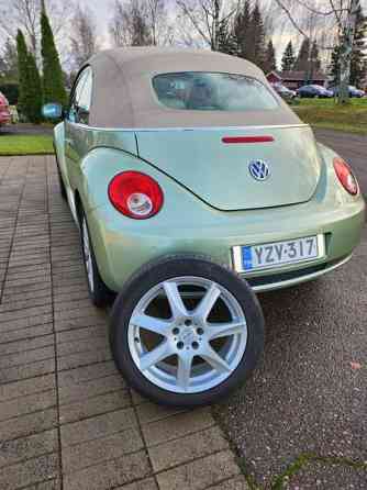Volkswagen New Beetle Punkalaidun