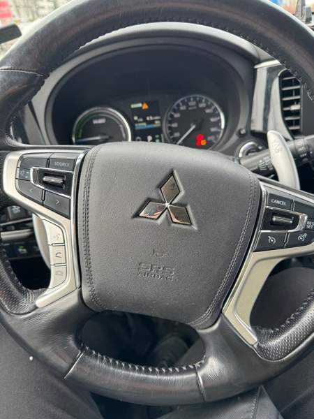 Mitsubishi Outlander PHEV Helsinki - изображение 7