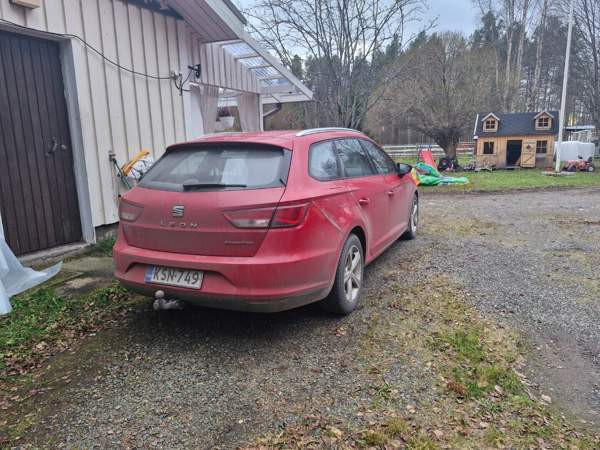 Seat Leon ST Oulu - valokuva 3