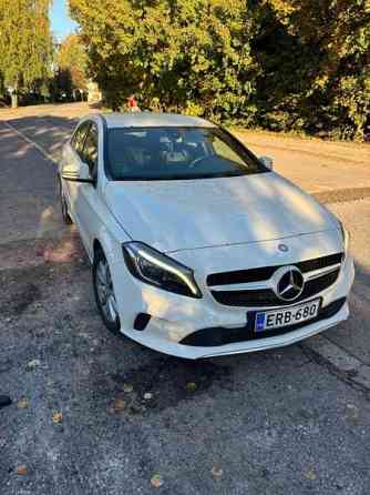 Mercedes-Benz 180 Helsinki