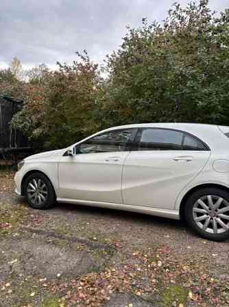 Mercedes-Benz 180 Helsinki