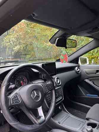 Mercedes-Benz 180 Helsinki